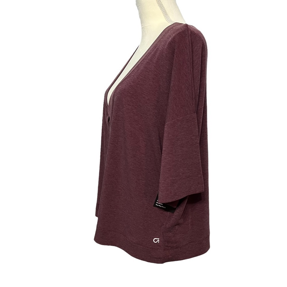 GAP FIT (NWT) DRY WICKING ATHLETIC TOP SIZE LARGE - Picture 4 of 9